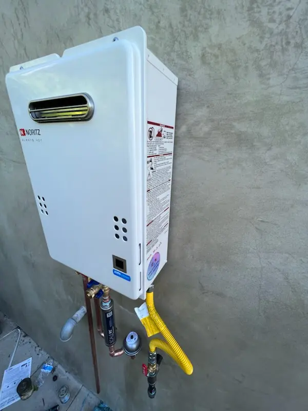 Tankless water heater installation for East Garden City homes